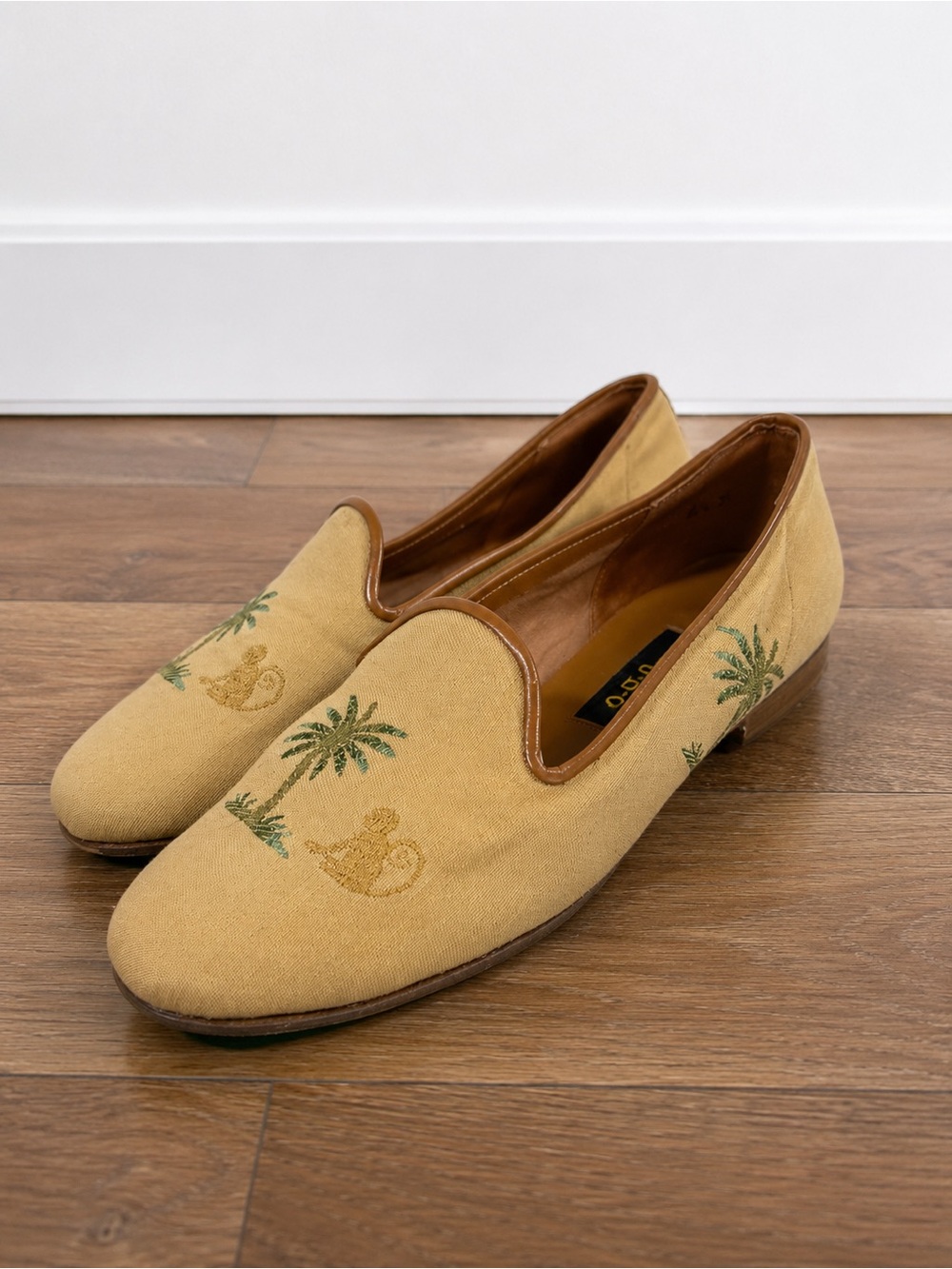 Zalo Women's Embroidered Canvas Flats in Tan with Green Palm Detail